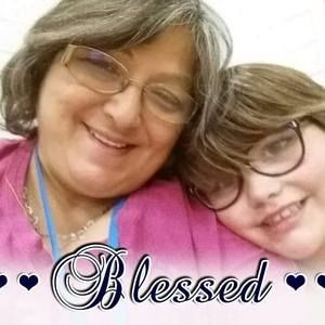 Meet your Posher, Laura